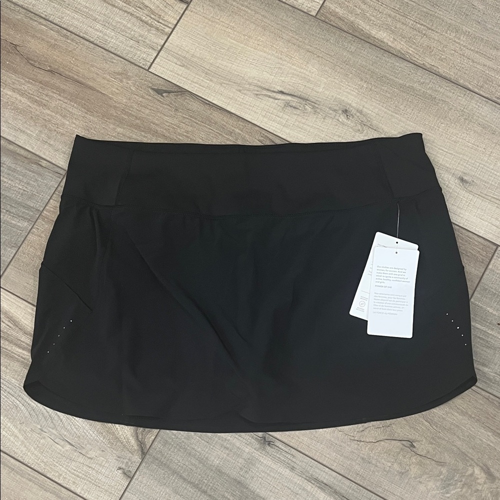 Athleta Black Skort Run With It 14” Jupe-Short